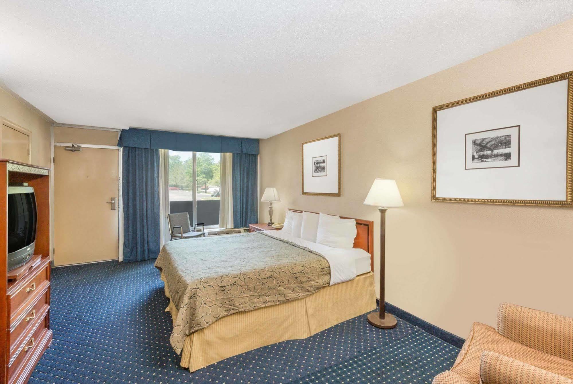 Knights Inn Overland Park Mission Exteriér fotografie